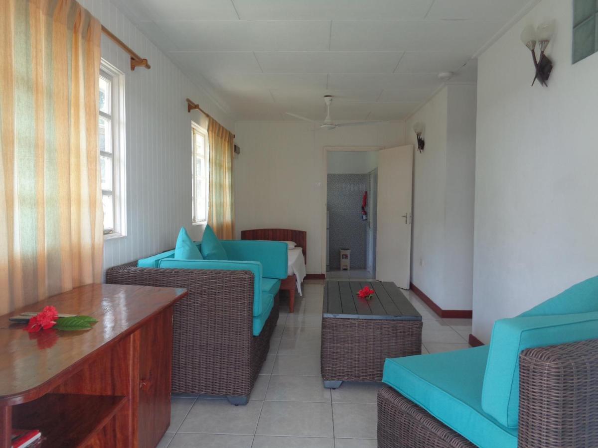 Chez Michellin Pensions Residence La Digue Exterior photo