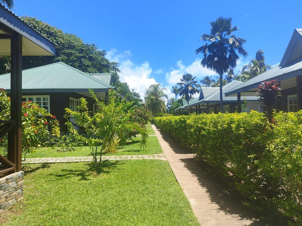 Chez Michellin Pensions Residence La Digue Exterior photo