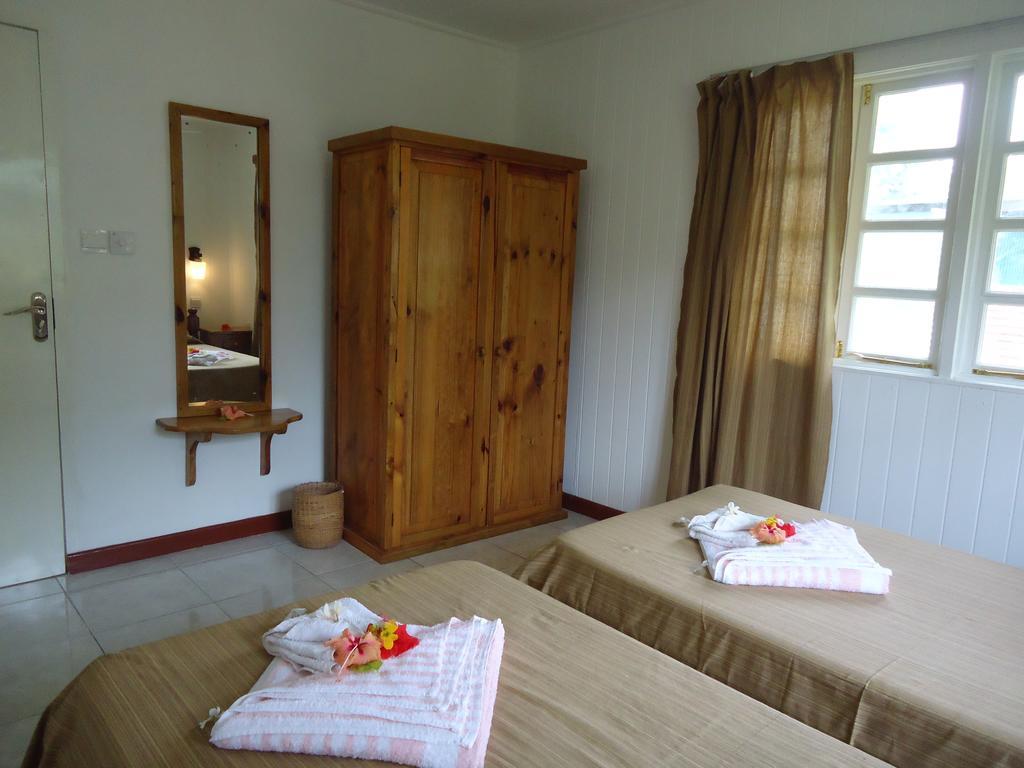 Chez Michellin Pensions Residence La Digue Room photo