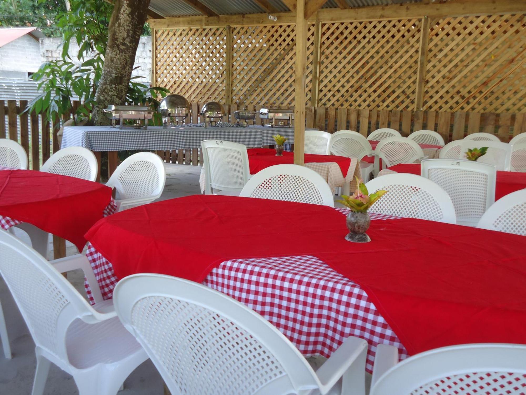 Chez Michellin Pensions Residence La Digue Exterior photo